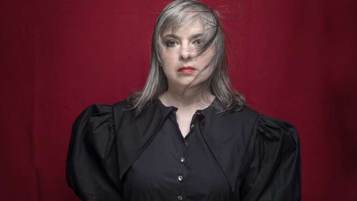 Mariana Enriquez - Alguien camina sobre tu tumba